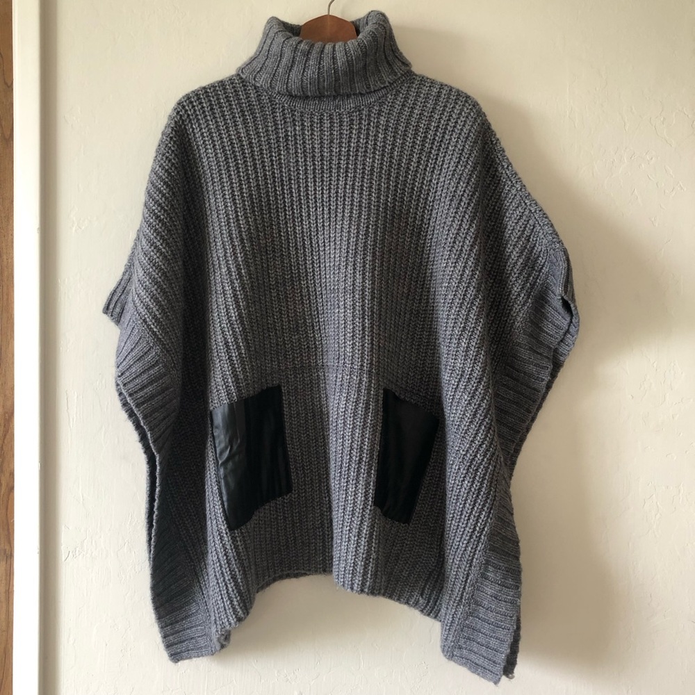Michael Kors knit turtleneck poncho. Sweater.